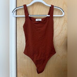 Aritzia Squareneck Bodysuit in Rust
